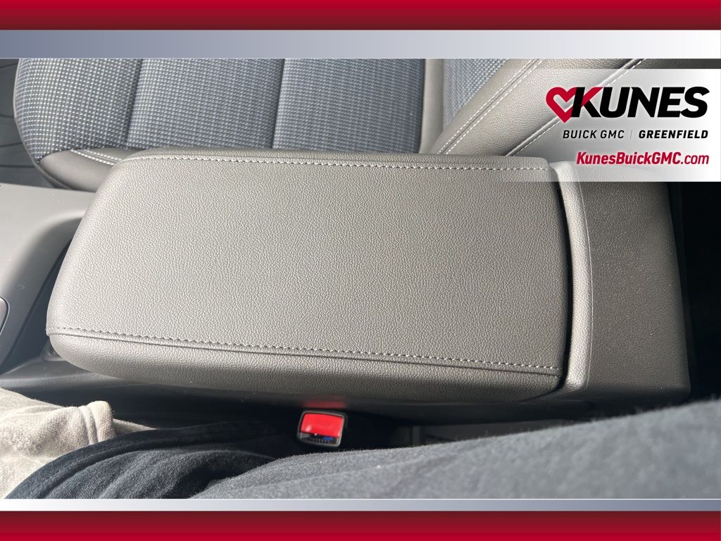 2026 Buick Envista Preferred Image 46 of 50