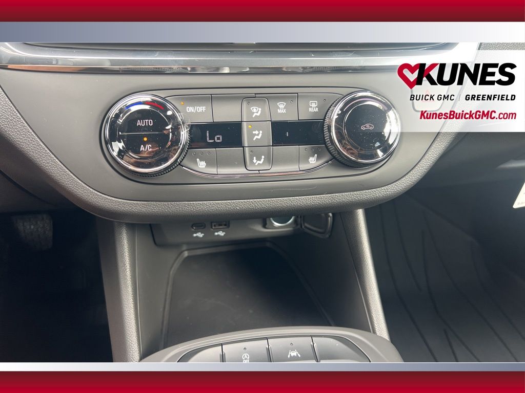 2026 Buick Envista Preferred Image 22 of 50