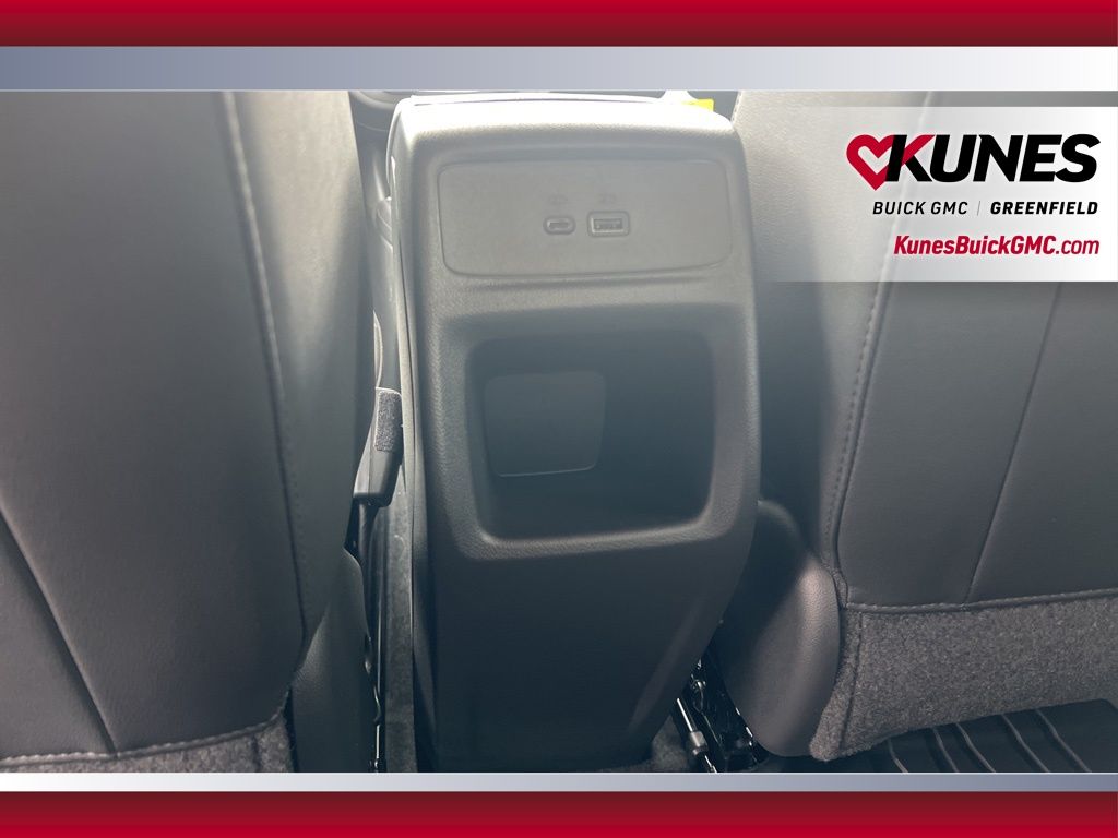2026 Buick Envista Preferred Image 42 of 50