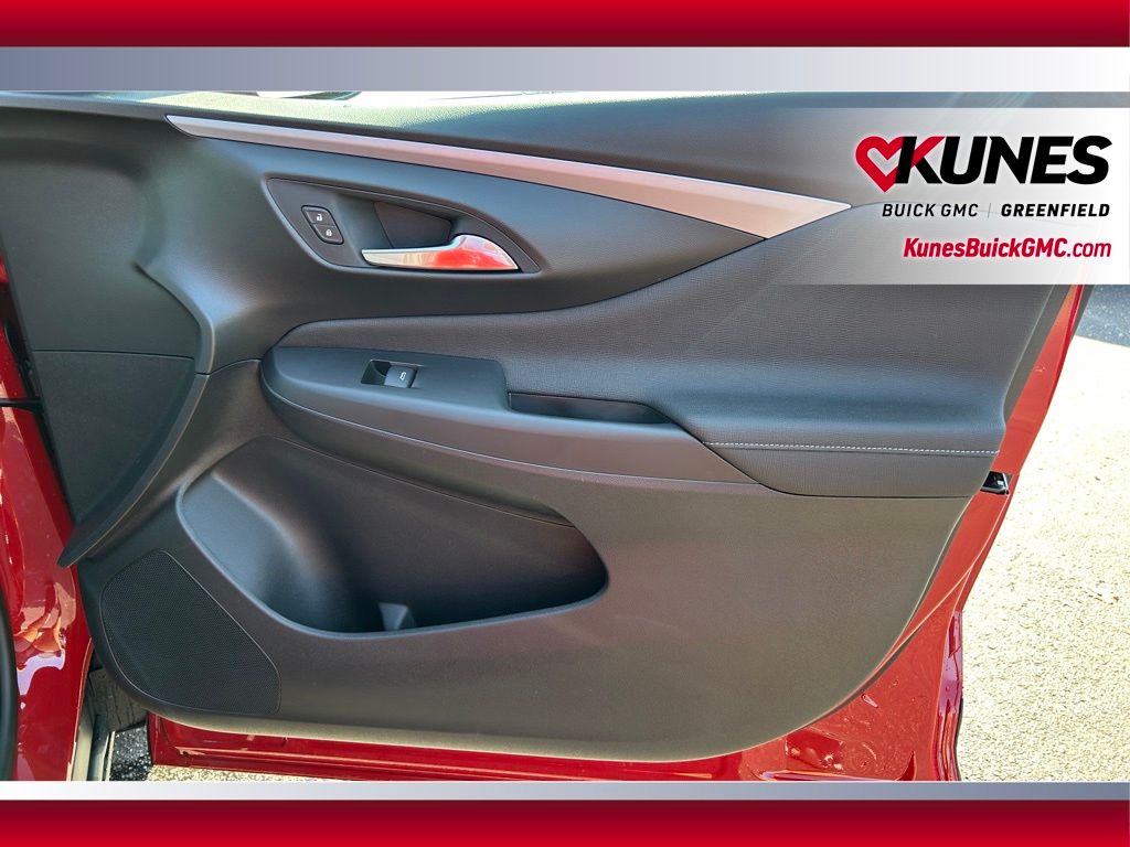 2026 Buick Envista Preferred Image 25 of 42