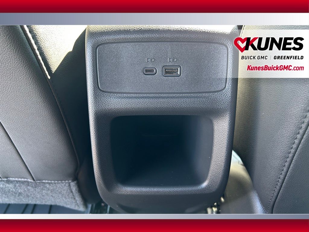 2026 Buick Envista Preferred Image 33 of 42