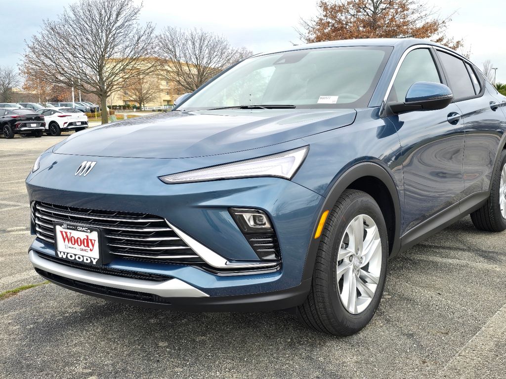 2026 Buick Envista Preferred Image 2 of 31