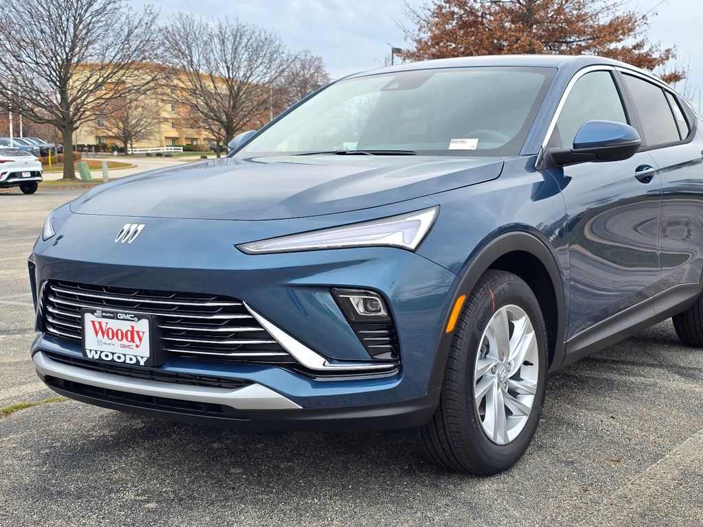 2026 Buick Envista Preferred Image 2 of 31