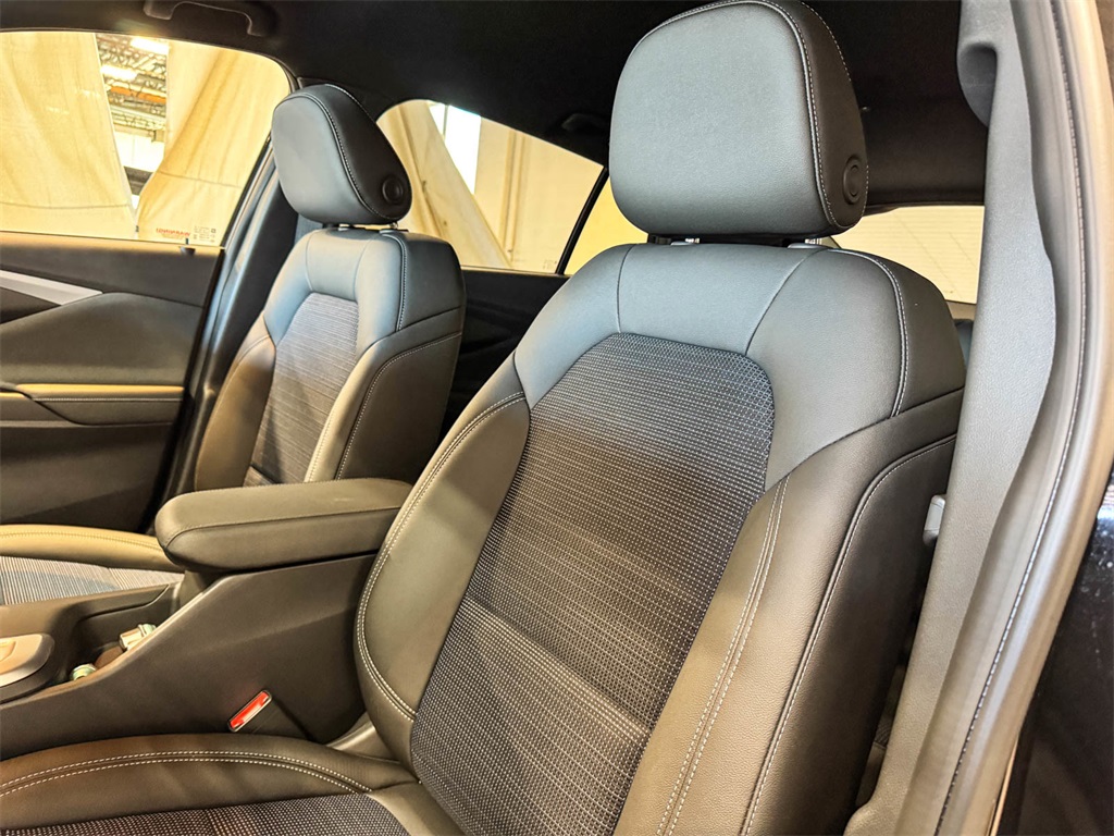 2026 Buick Envista Preferred Image 17 of 45