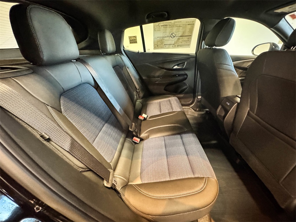 2026 Buick Envista Preferred Image 16 of 45