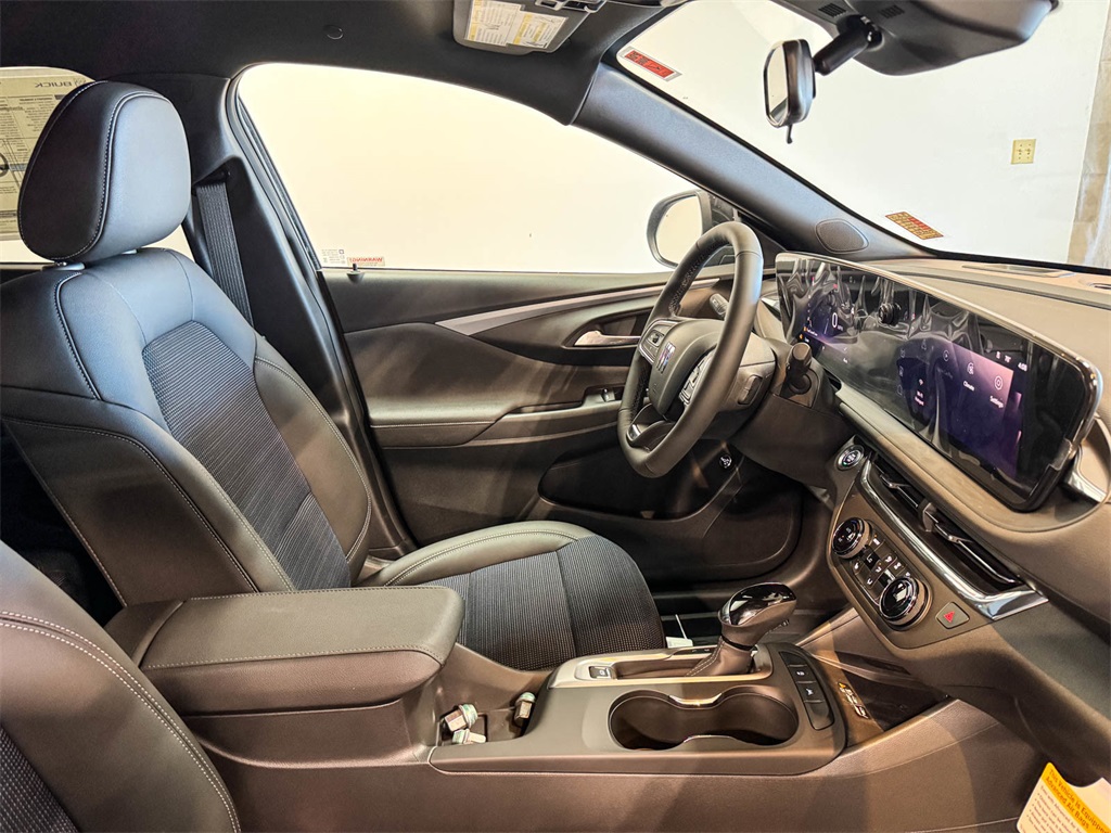 2026 Buick Envista Preferred Image 27 of 45