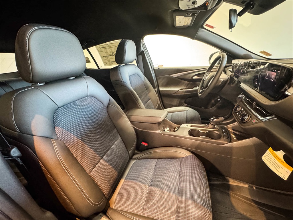 2026 Buick Envista Preferred Image 19 of 45