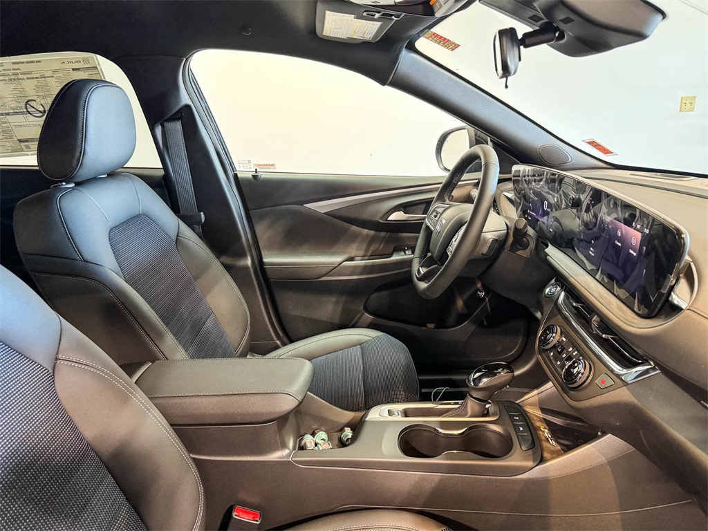 2026 Buick Envista Preferred Image 27 of 45