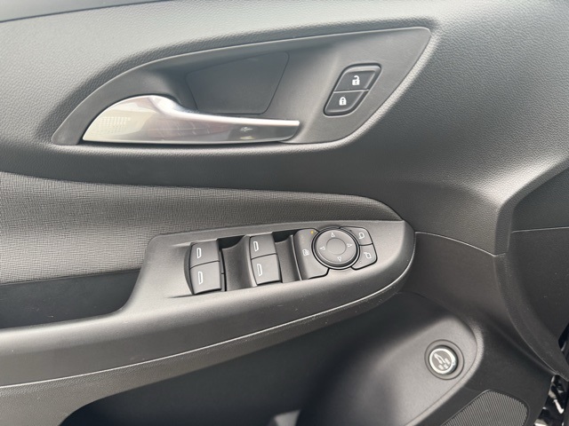 2026 Buick Envista Preferred Image 16 of 22