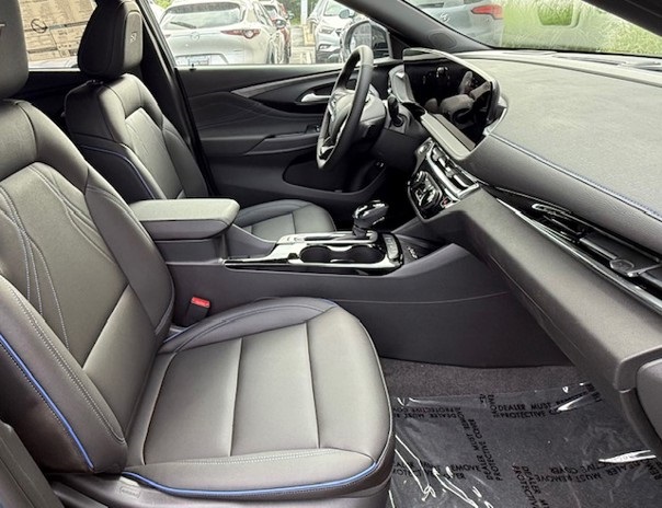 2026 Buick Envista Sport Touring Image 15 of 36