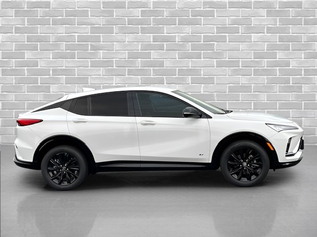 2026 Buick Envista Sport Touring Image 5 of 36