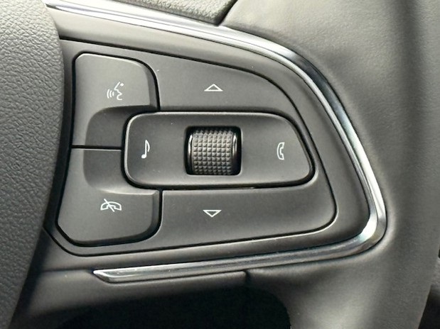 2026 Buick Envista Sport Touring Image 31 of 36