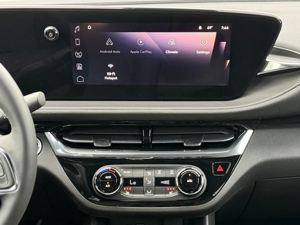 2026 Buick Envista Sport Touring Image 20 of 36