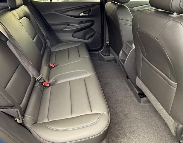 2026 Buick Envista Sport Touring Image 14 of 36