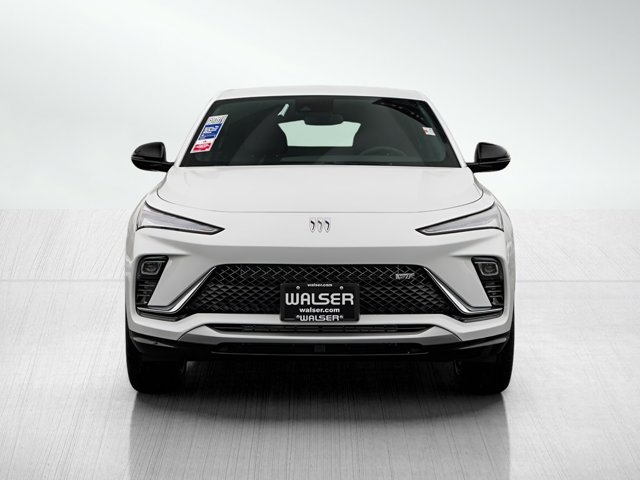 2026 Buick Envista Sport Touring Image 2 of 26