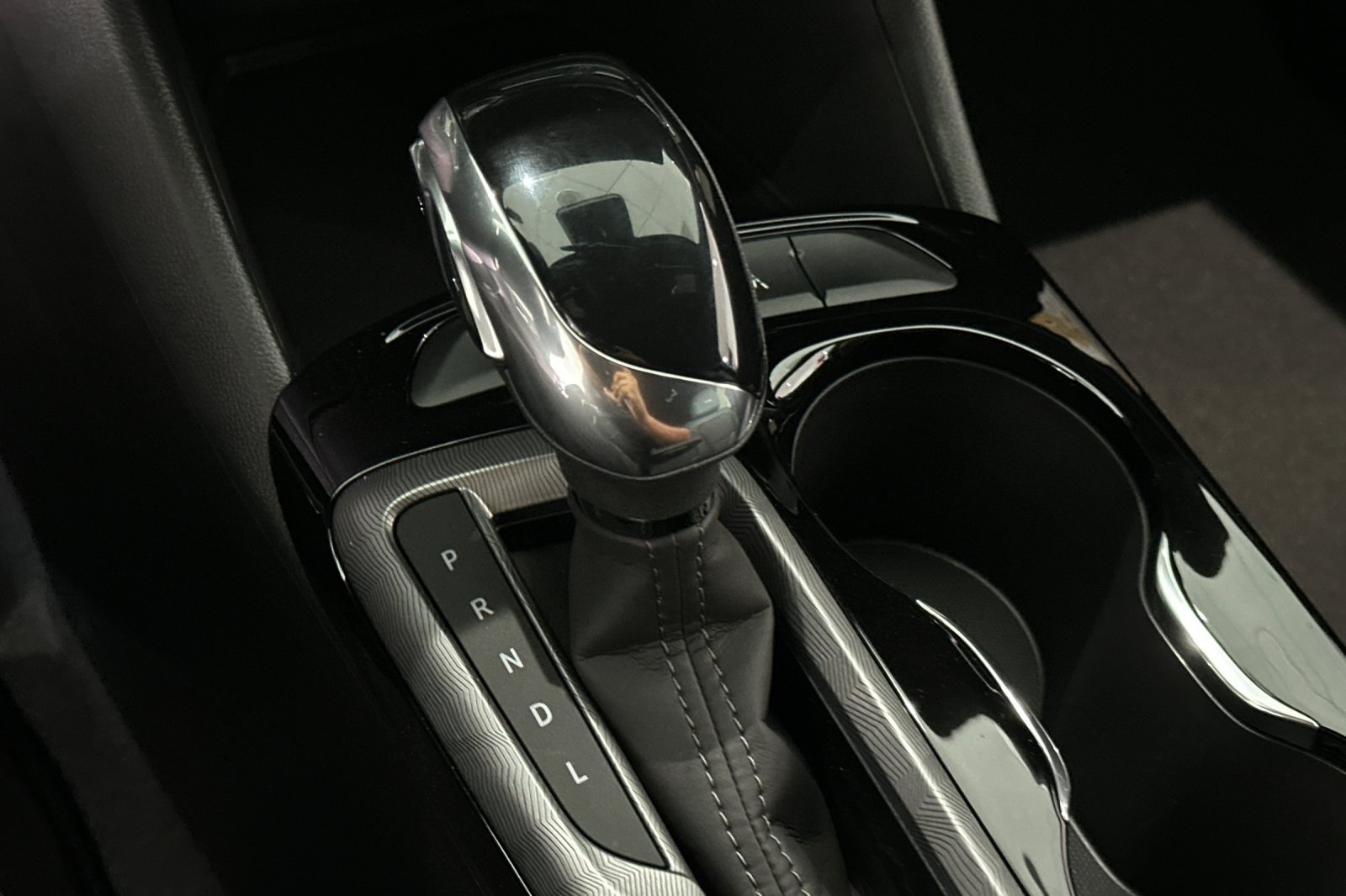 2026 Buick Envista Sport Touring Image 17 of 29