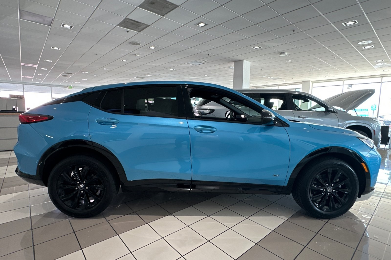 2026 Buick Envista Sport Touring Image 4 of 29