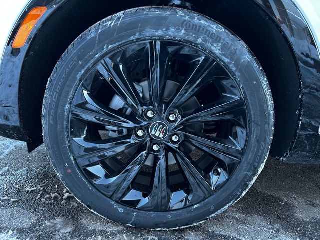 2026 Buick Envista Sport Touring Image 6 of 29