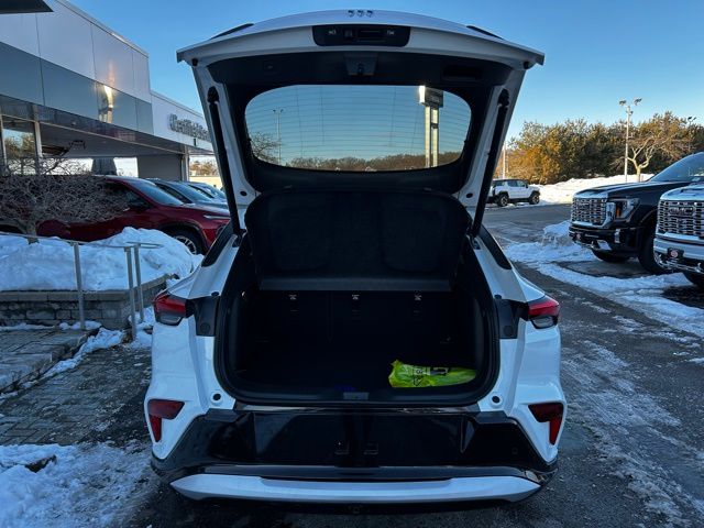 2026 Buick Envista Sport Touring Image 8 of 29