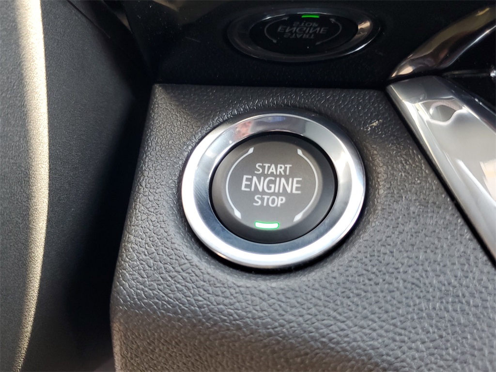 2026 Buick Envista Sport Touring Image 14 of 17