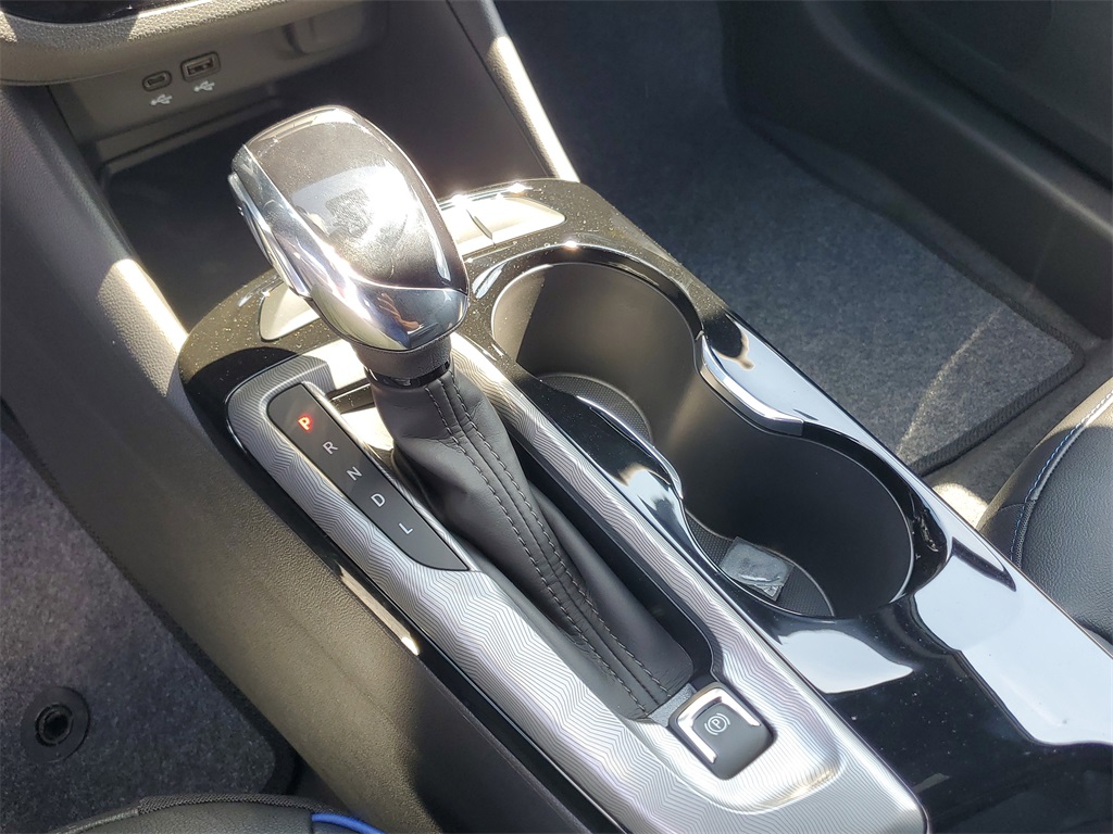 2026 Buick Envista Sport Touring Image 11 of 17