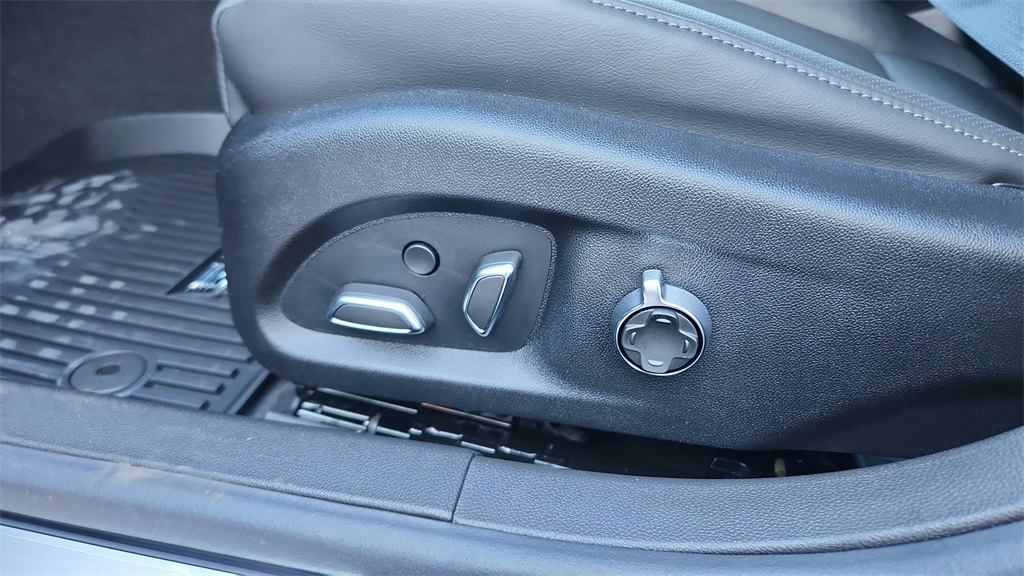 2026 Cadillac CT5 Premium Luxury Image 30 of 35