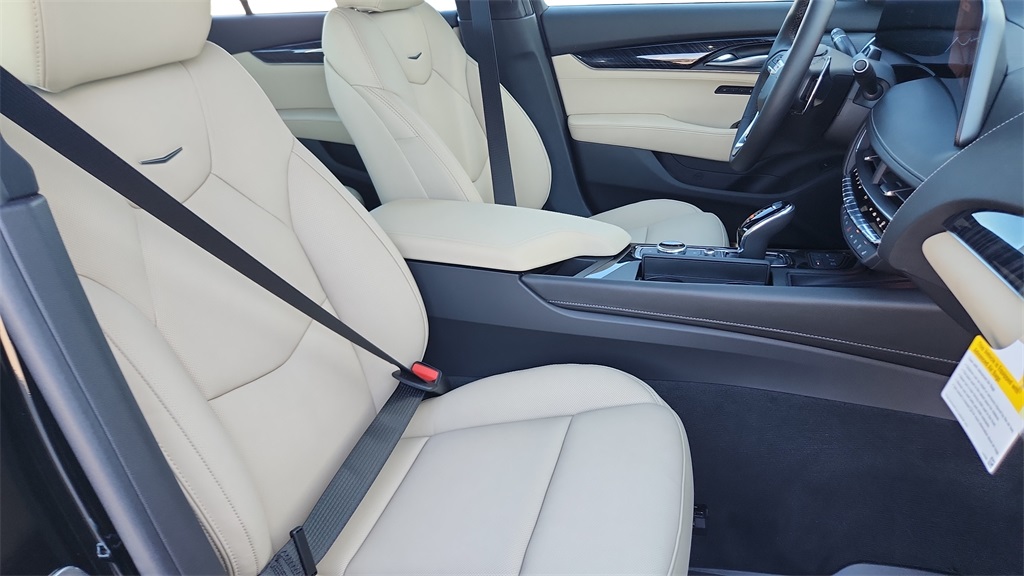 2026 Cadillac CT5 Premium Luxury Image 13 of 35