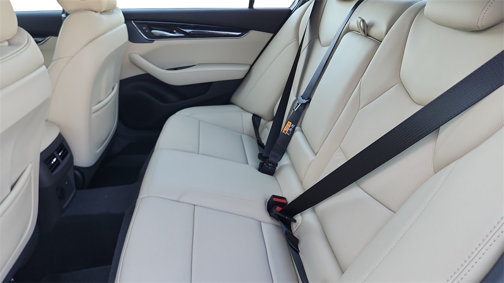 2026 Cadillac CT5 Premium Luxury Image 11 of 35