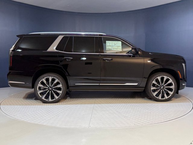 2026 Cadillac Escalade 4WD Luxury Image 4 of 61