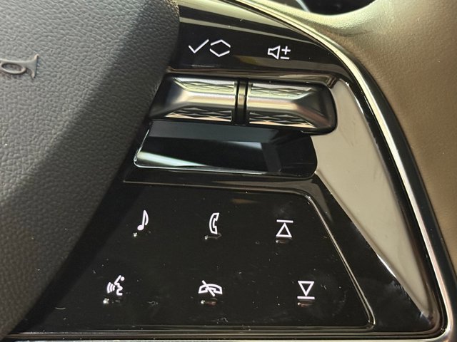 2026 Cadillac Escalade 4WD Luxury Image 44 of 61