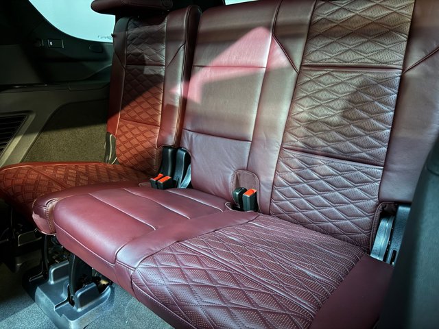 2026 Cadillac Escalade 4WD Luxury Image 14 of 61