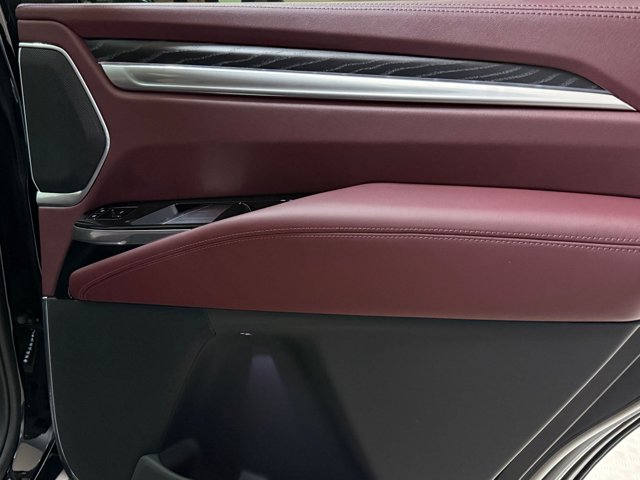 2026 Cadillac Escalade 4WD Luxury Image 34 of 61