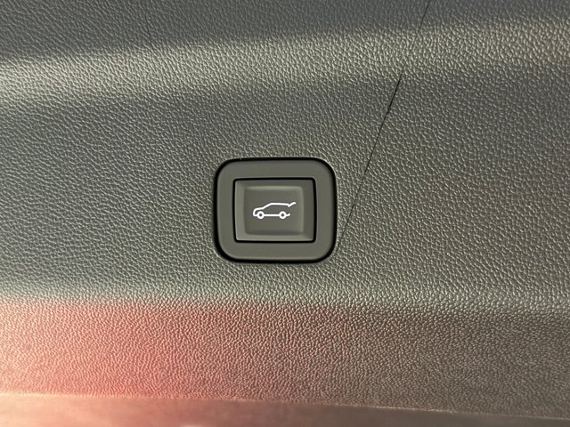 2026 Cadillac Escalade 4WD Luxury Image 45 of 61