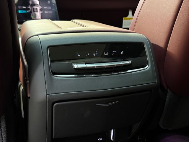 2026 Cadillac Escalade 4WD Luxury Image 49 of 61