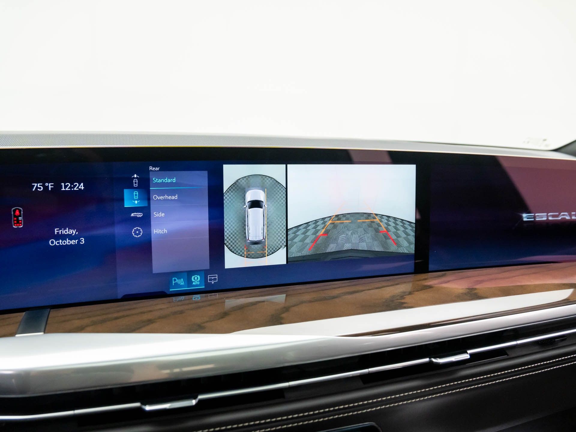 2026 Cadillac Escalade 4WD Platinum Sport Image 23 of 39