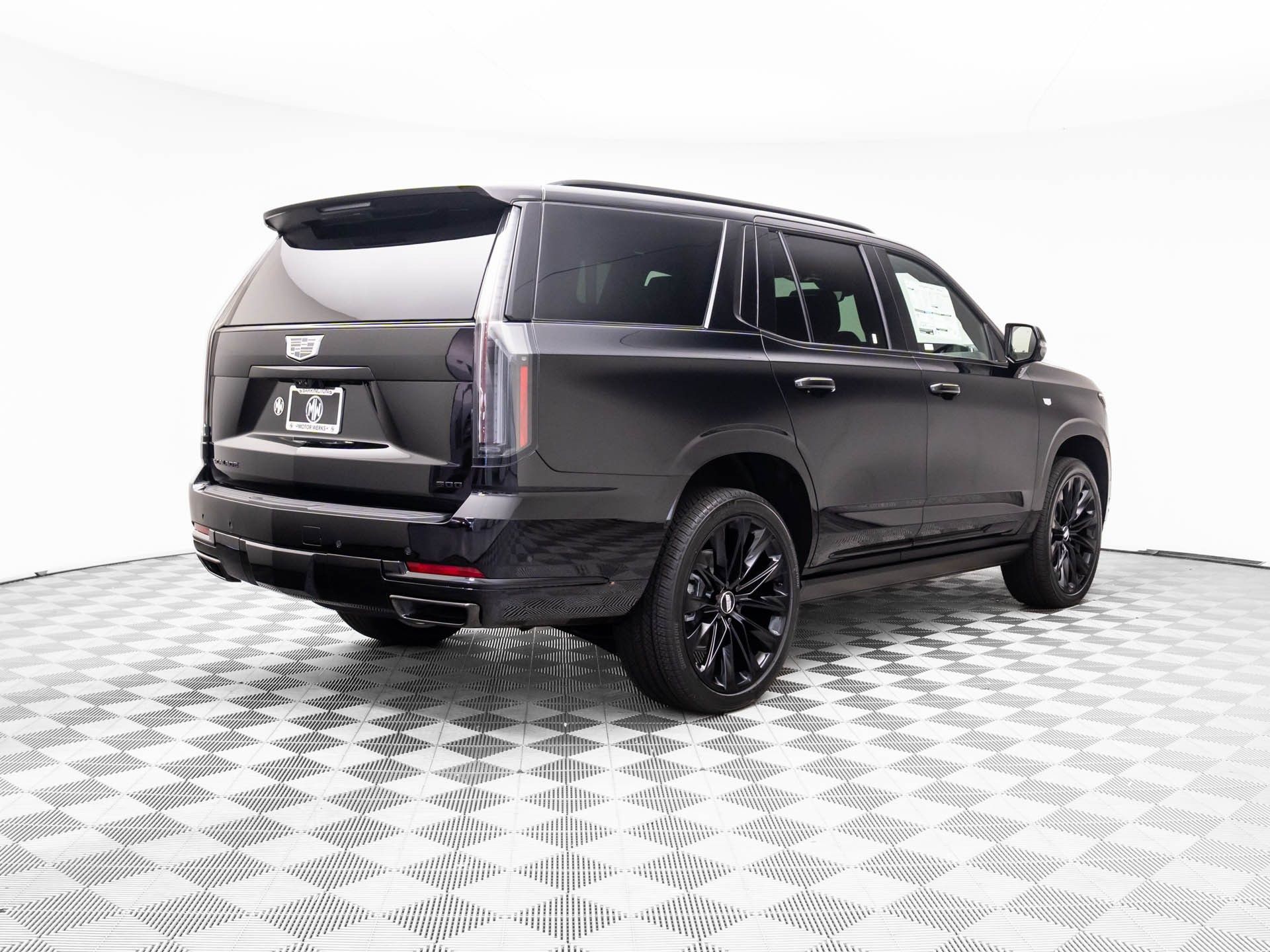 2026 Cadillac Escalade 4WD Platinum Sport Image 5 of 39