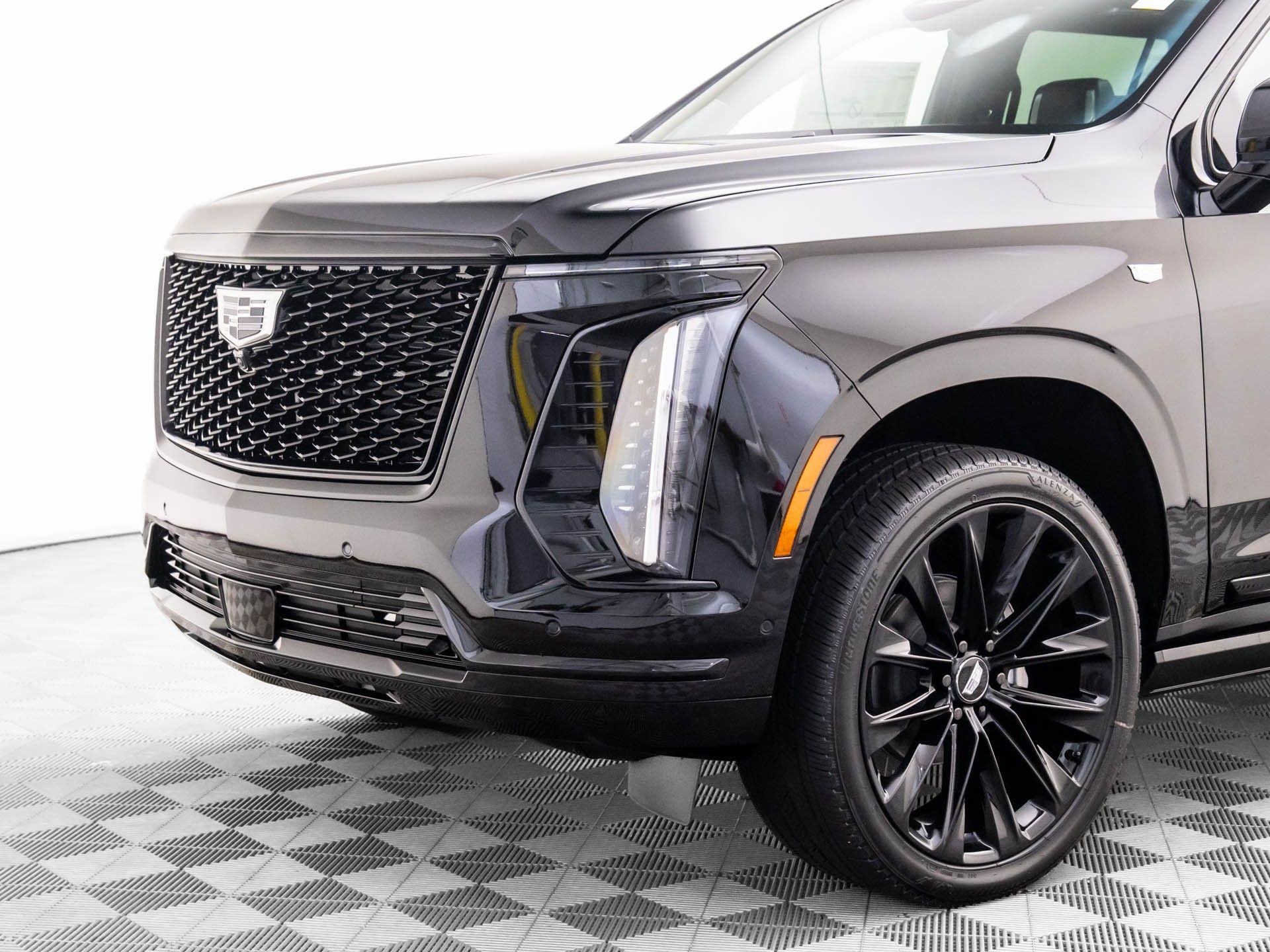 2026 Cadillac Escalade 4WD Platinum Sport Image 13 of 39