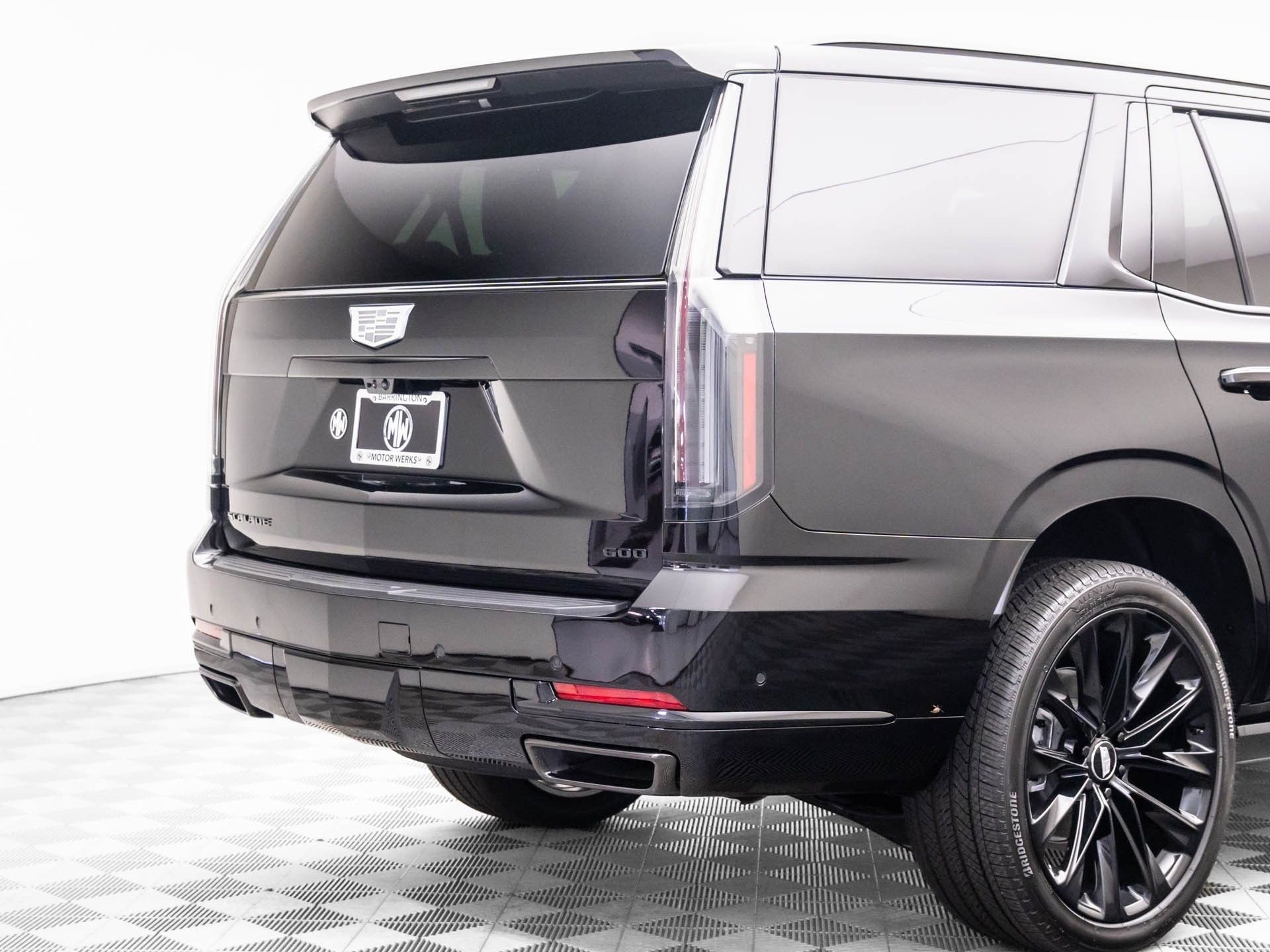 2026 Cadillac Escalade 4WD Platinum Sport Image 8 of 39