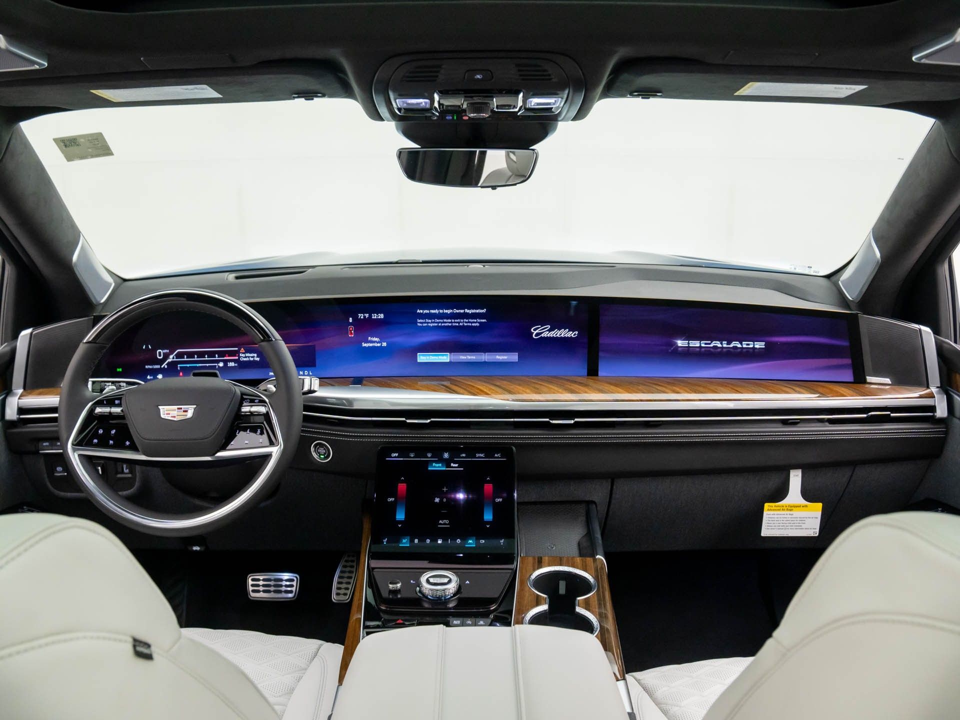 2026 Cadillac Escalade 4WD Platinum Sport Image 17 of 36