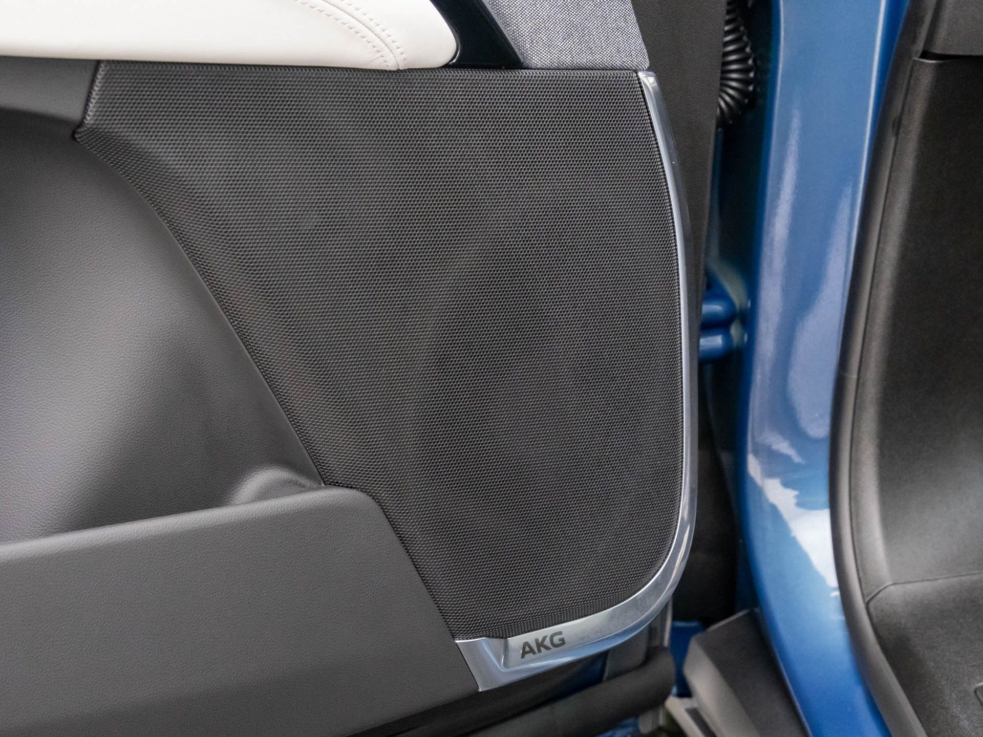 2026 Cadillac Escalade 4WD Platinum Sport Image 33 of 36