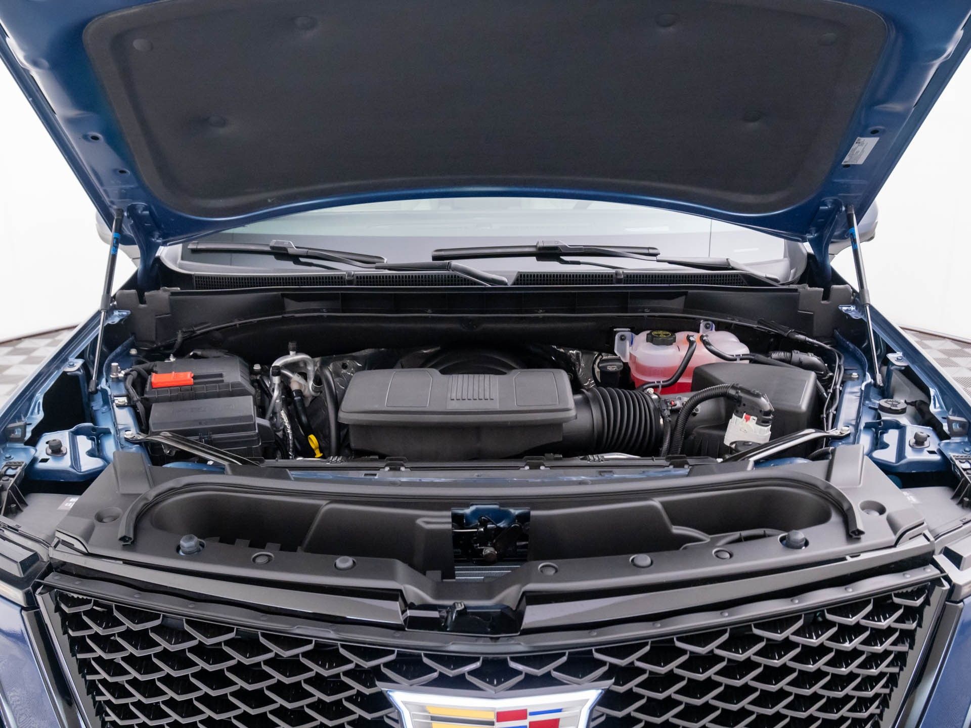 2026 Cadillac Escalade 4WD Platinum Sport Image 10 of 36