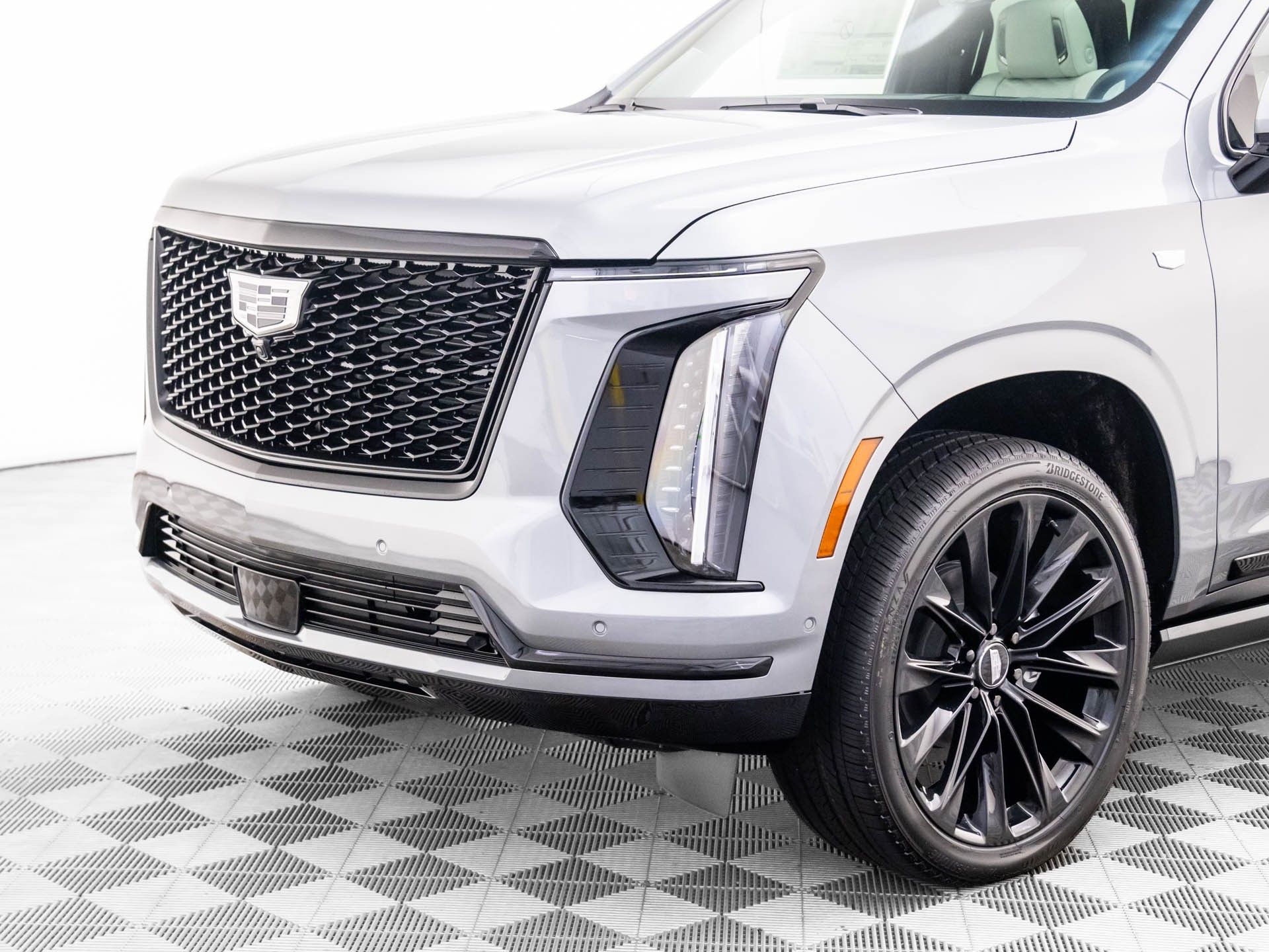 2026 Cadillac Escalade 4WD Platinum Sport Image 32 of 40