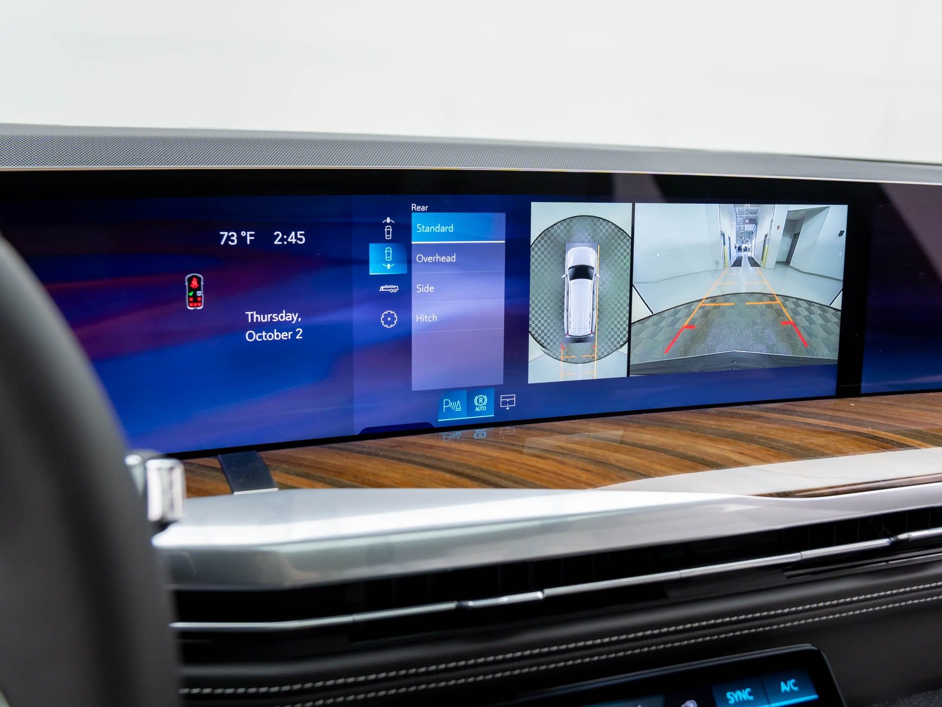 2026 Cadillac Escalade 4WD Platinum Sport Image 19 of 40