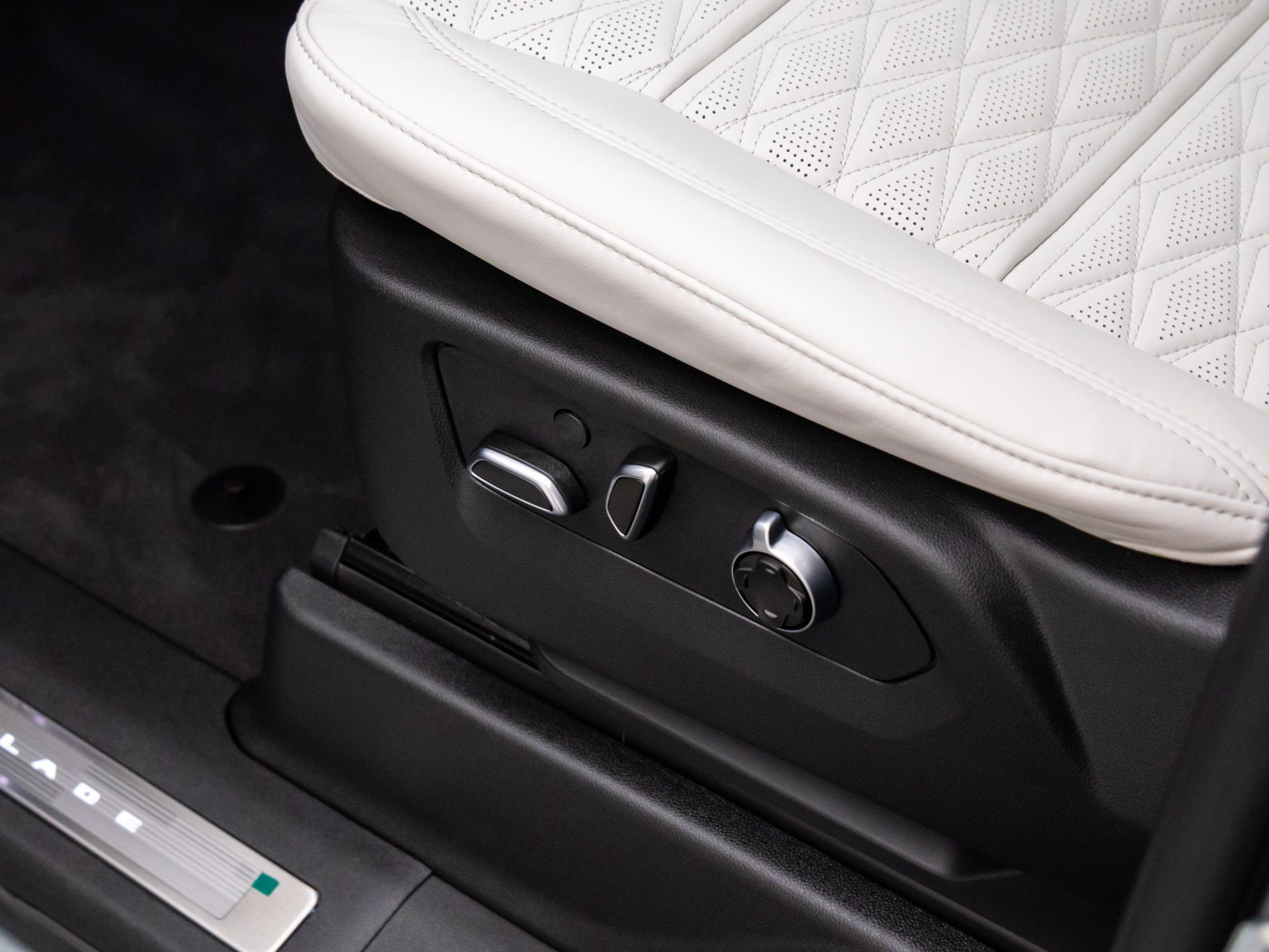 2026 Cadillac Escalade 4WD Platinum Sport Image 37 of 37