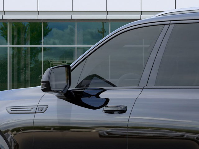 Vehicle image 20 of 24