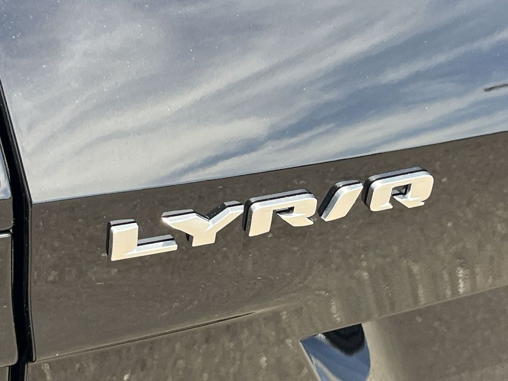 2026 Cadillac LYRIQ LYRIQ-V Premium Image 27 of 27