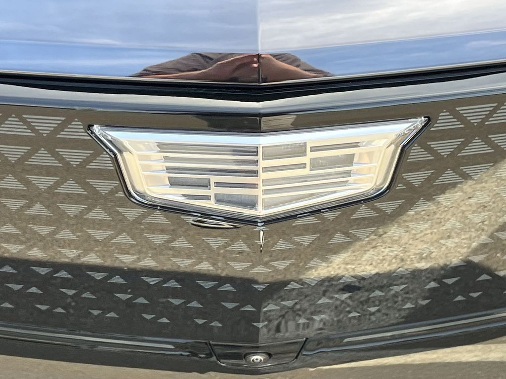 2026 Cadillac LYRIQ LYRIQ-V Premium Image 25 of 27