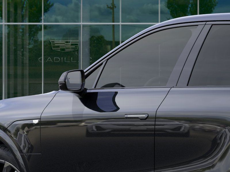 Vehicle image 14 of 26