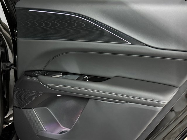 2026 Cadillac LYRIQ Sport Image 32 of 50