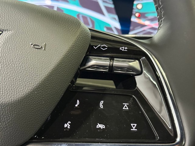 2026 Cadillac LYRIQ Sport Image 40 of 50